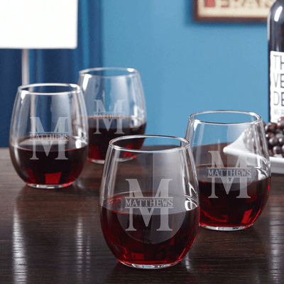 Custom Stemless Wine Glasses & Wine Lovers